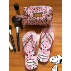 Kit porta make + chinelo Snoopy Rosa Claro - Chinelos 